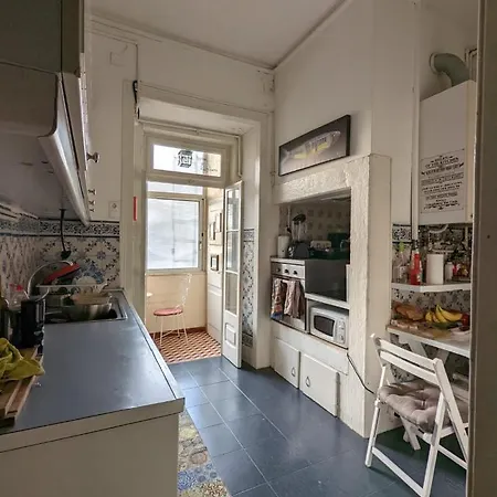 Angel House - Classical Room *